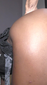 Figa di choclate cattiva riempita di sperma caldo
