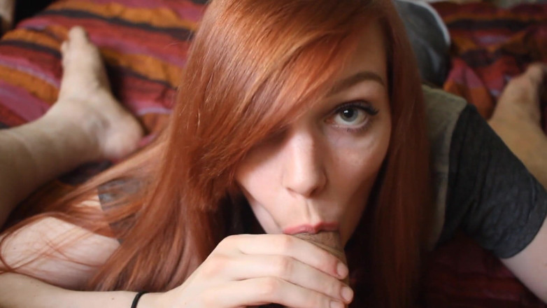 GamerGirlRoxy: Daddys little whore after class chores