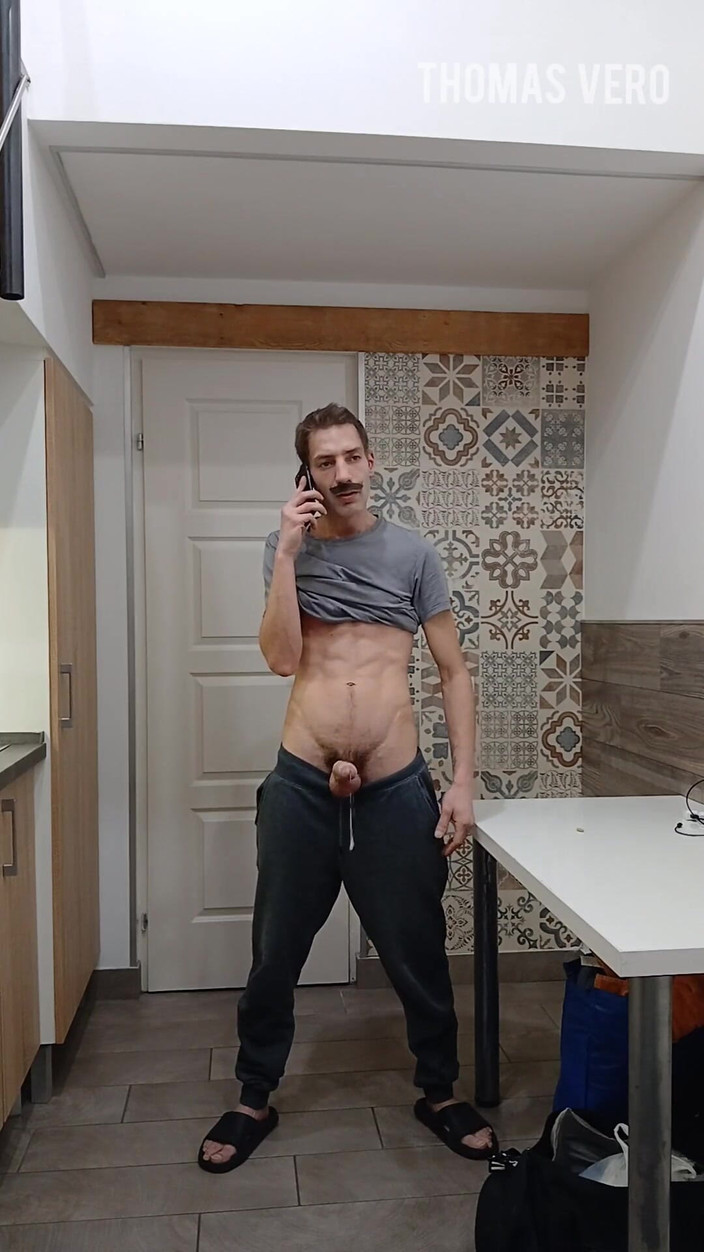 Vero Thomas: Сперма без рук, Thomas Vero без рук