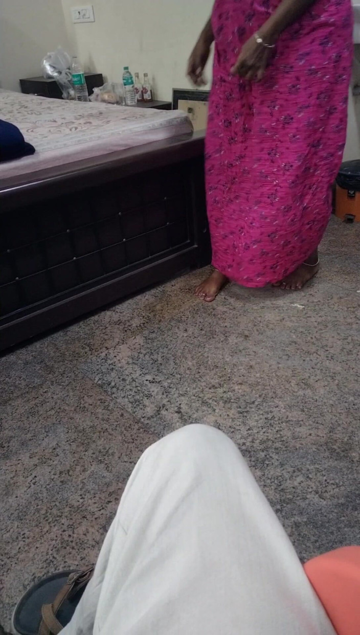 Tamil lesbian: Seksowny gorący pokaz nóg