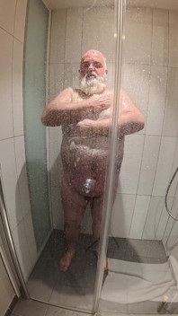 Taking a Shower in Stuttgart