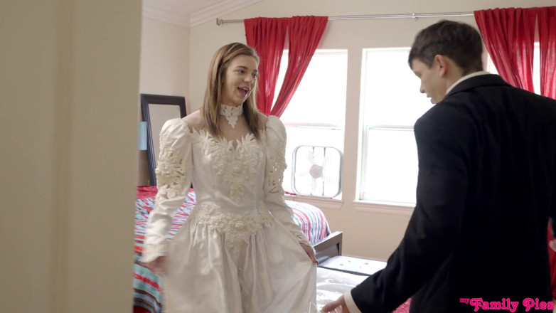 My family pies: Step sisters proposal - s4:e3