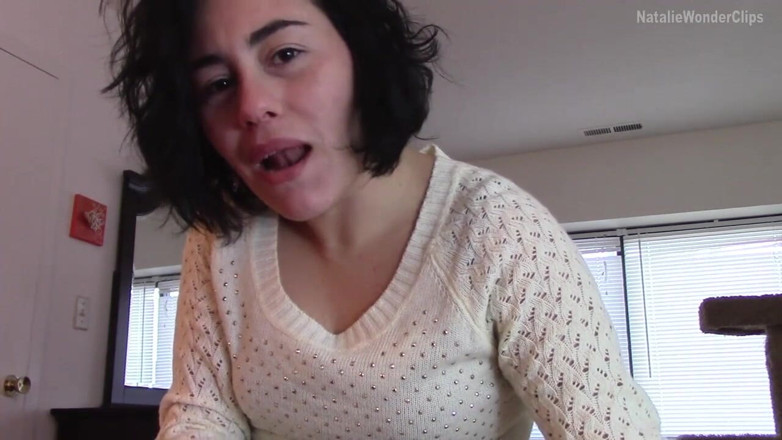 Natalie Wonder: Stiefmoeder geeft je schattige kleine weewee wat aandacht