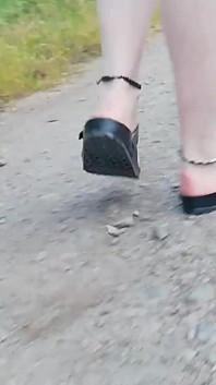 Nature Walk w Birkenstock