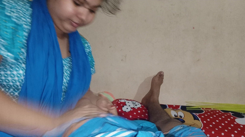Desi Video BD: Sexy bengálská vesnická manželka