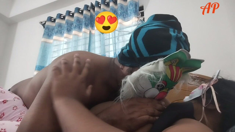 akashprimex790: Cadela fode com amante quando garoto bonito na cama com...