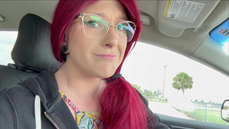 Missellie8: Massive Mommymovie