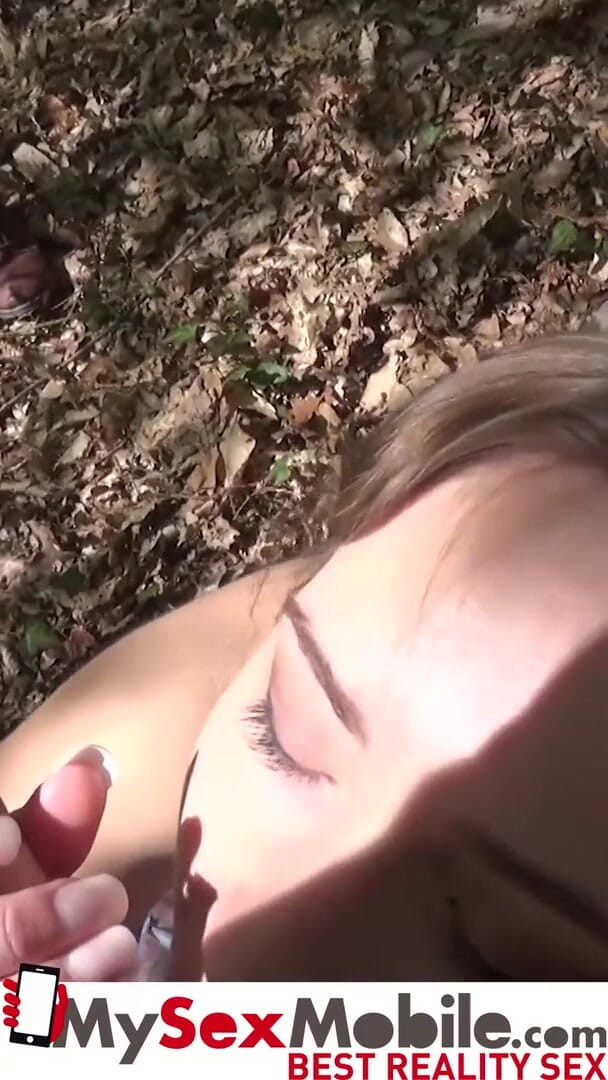 MySexMobile: Outdoor fuck with nice French girl Beatrice - MySexMobile