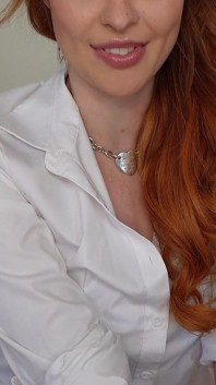 Sexy pelirroja colegiala seduce a su tutor
