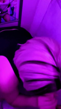 Moje první glory hole na swinger party (polykání 4 výstřiků)