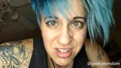 Geeky Femdom: Capturando Chris, o aniversariante