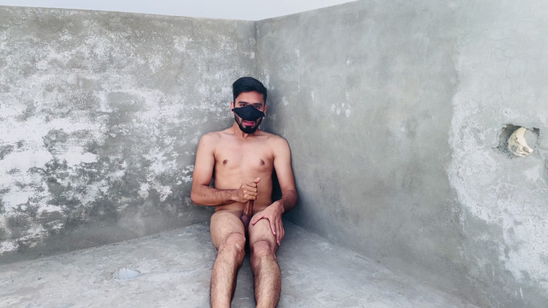 Cooprative Date 36: Pakistani Roof Top Porn Horny Handsome Boy Mustarbation in Public...