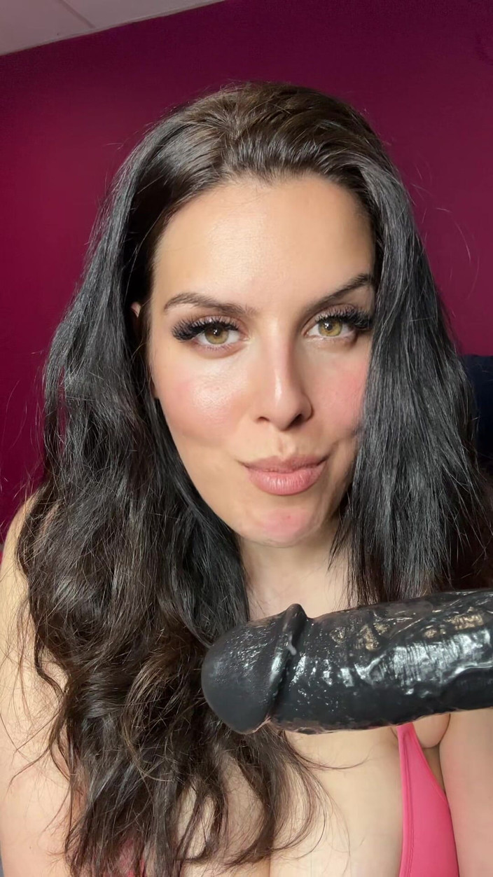 Young_strawberry: Corno você e amoroso bbc na frente de você