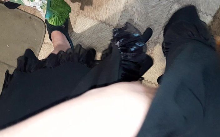 Lesbian-candys: I Masturbate to My Lesbian Girlfriends Sex