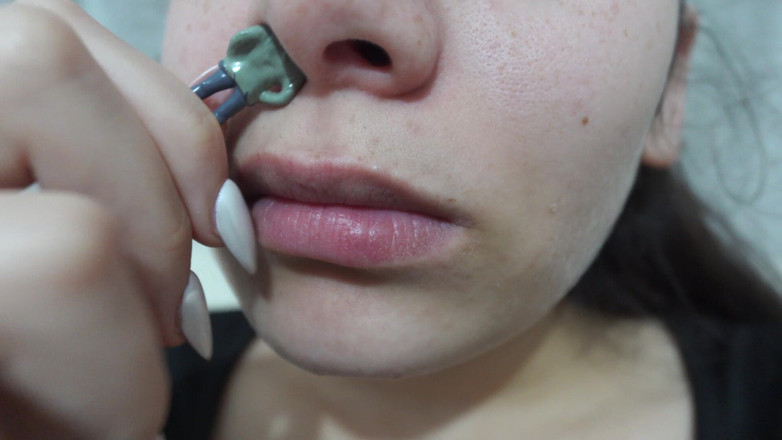 AmayaMori: Meine riesin stiefschwester steckt den kleinen stiefbruder zur bestrafung in...