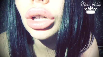Goddess Misha Goldy: Eu fiz meus lábios ainda mais maiores! Lábios maiores - gozada...