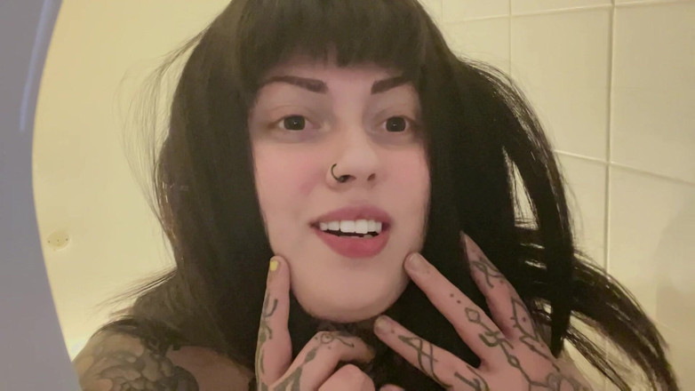 Miss Valentina: Banheiro da madrasta