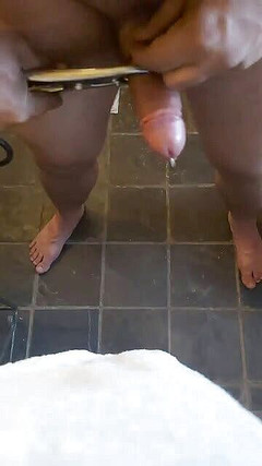 Sissy cumslut: Elastrate mého ptáka
