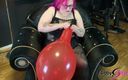 Abby Strange: Tyska BBW Abby Strange poppar ballonger, looner fetisch