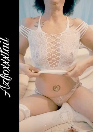 AzFoxxxTailPhelicia: Nipclamps vibrator 22-03-23