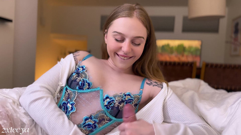 Zxlecya: Zxlecya. Vlog - celý den kouřím ptáka