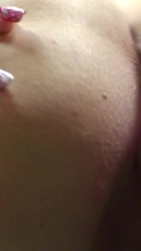I Hunt My Cunt - MILF Jennifer Fox testing her new dildo