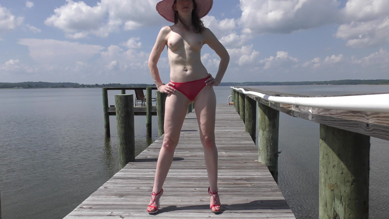 Real Amateur Sluts: Zrzavá milf masturbace