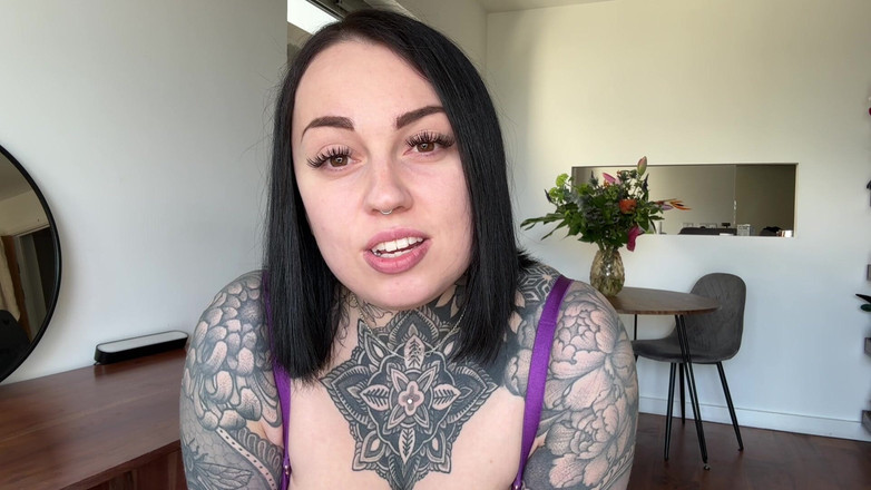 Miss Valentina: Joc riscant cu instrucțiuni de masturbare