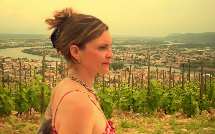 Marty and Wendy: Wendy Gets a Hard Fuck in the Vineyard