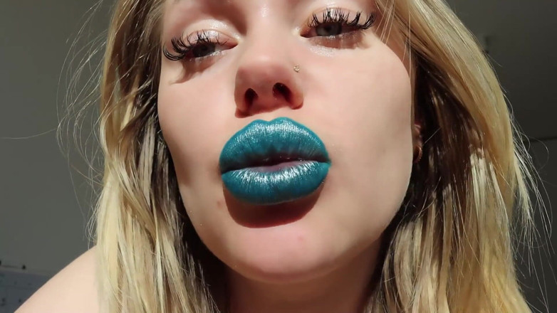 Goddess Misha Goldy: Magia delle mie labbra blu lucide! ASMR JOI!