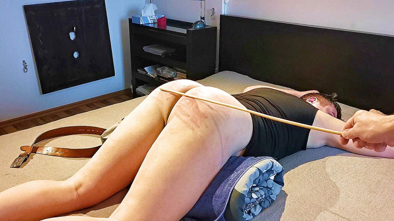 Master Drex: Порка на моєму ліжку.