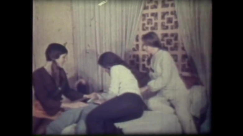 Vintage Usa: Amerikalı aktörle okul kızları