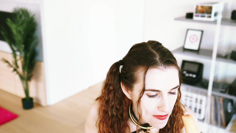 Piper Blush: Asmr dondurma eritecek kadar ateşli