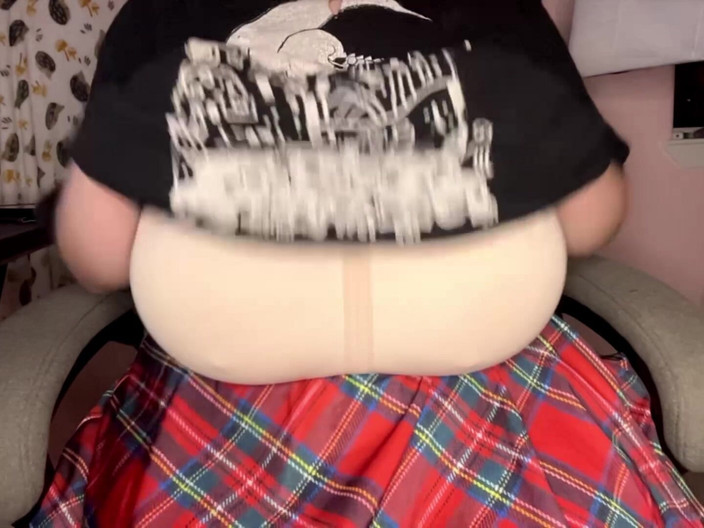 Mushroombitchx: Enorme tette provocanti