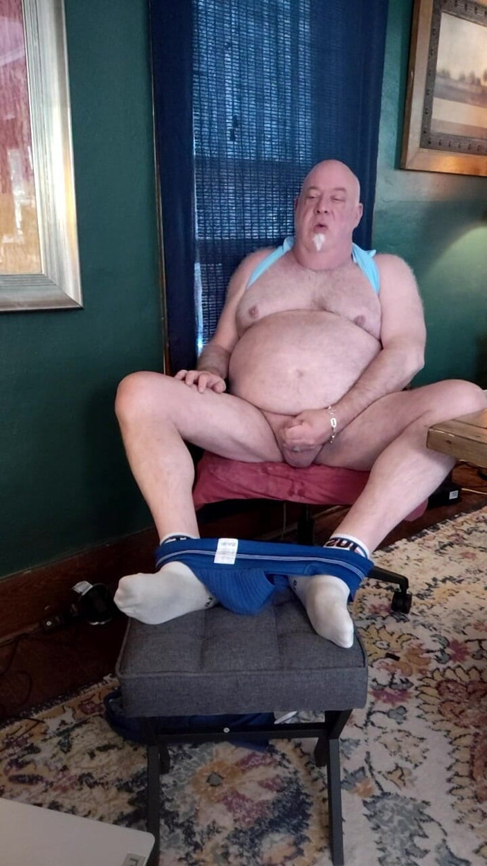 beardaddychub: 캠에서 구두 정액