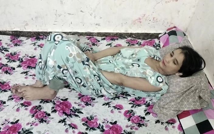 NAASRIN KHAN: उसने त्वरित चुदाई के लिए कहा