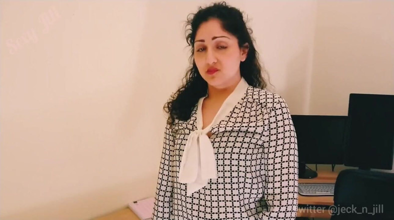 POV_Indian: 新婚の若いインドの秘書は彼女の夫をだますために彼女の上司によって操作されています-ヒンディー語bhabhiセックスストーリーセクシージル