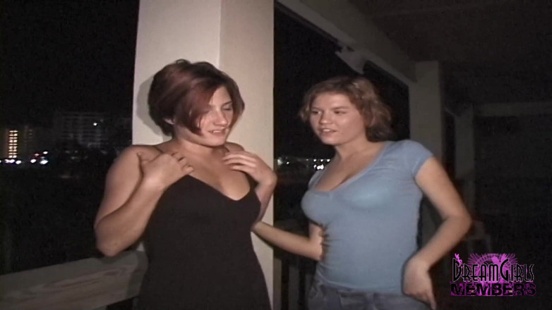 Dream Girls: Girls fucking on spring break