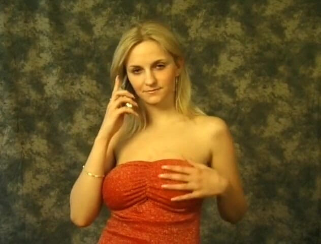 Flash Model Amateurs: sunahre baalon vaali seksi larki ko apne vishaal stan dikhaana...