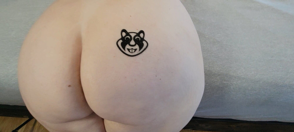 Falicha Karr: Pantat bahenol cewek semok ini dientot habis-habisan