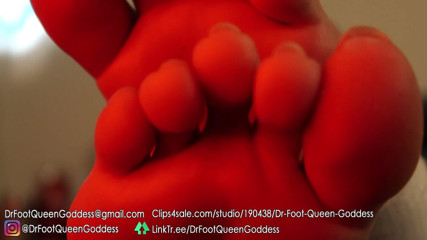 Dr. Foot Queen Goddess: 빨간 조명의 붕대를 감은 밑창
