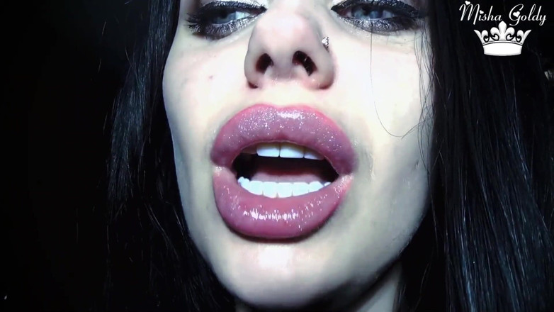Goddess Misha Goldy: แตกคอหอยแม่มดเซ็กซี่แล้วกลืนลงไป เฟติชสุดมันส์!