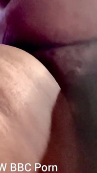 Šukání fackování mé kundičky velkým robertkem Cumming Hard