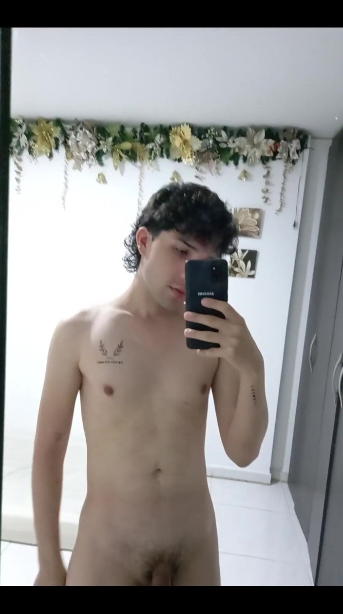 Diego latinboy: М'який член зростає