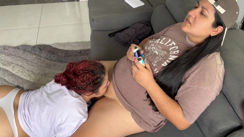 danielax: Ein wichtiges spiel und meine stiefschwester will nur meine muschi...
