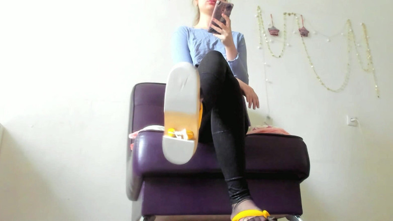 Rarible Diamond: Прохаживаюсь в деревянных шлепанцах