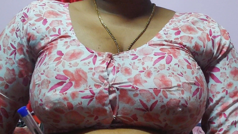 Desi Mohini: Bos Menjemput Pekerja Seks Ke Rumahnya