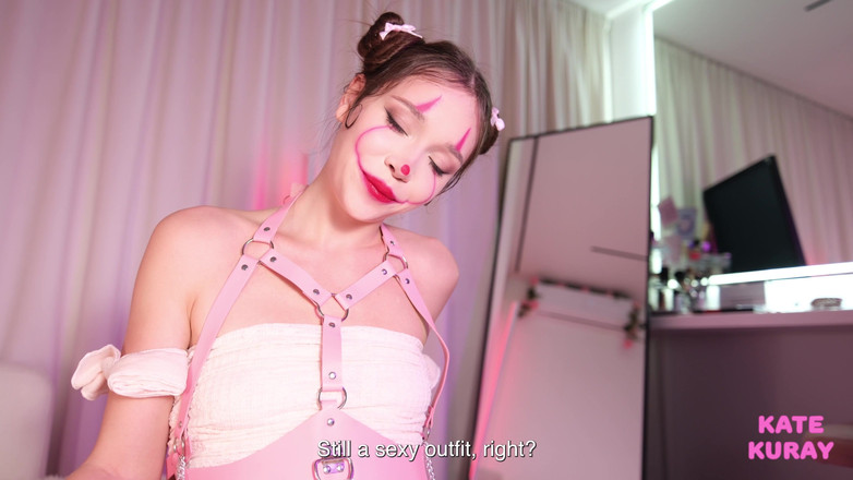 Kate Kuray: Pennywise mahir menghisap dan mengambil air mani di wajahnya