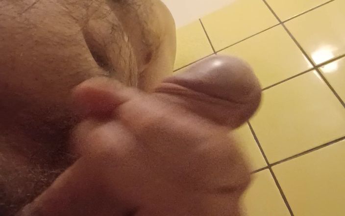 Ed Eden: Close-up badkamer