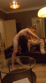 Fóllame como si me odias - sexo intenso con la zorra tatuada Megan Inky